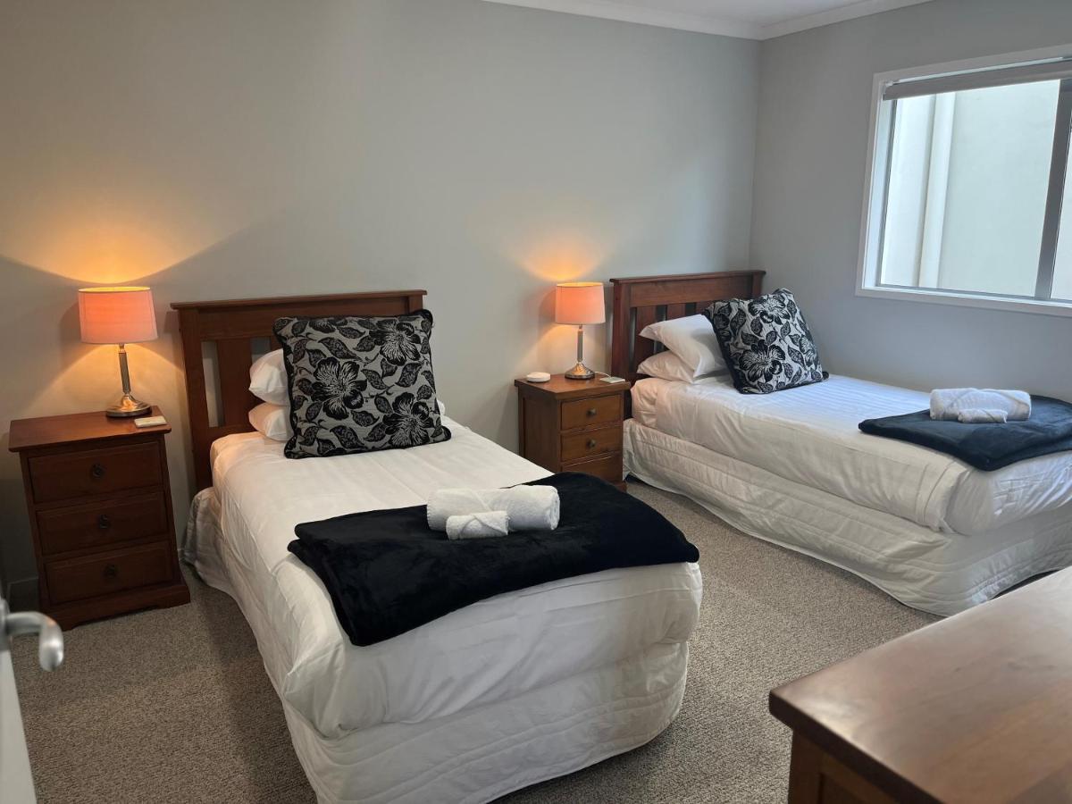 Seaside Wanaka Tce Apartment New Plymouth Bagian luar foto