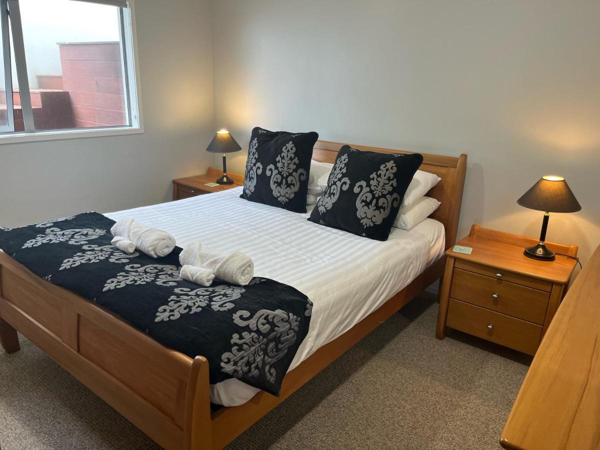 Seaside Wanaka Tce Apartment New Plymouth Bagian luar foto